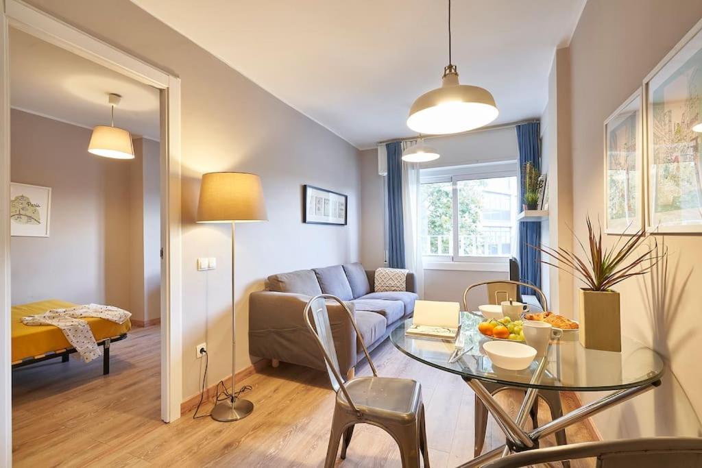 Bebarceloner Sant Andreu Apartments - 3 Bedrooms Esterno foto