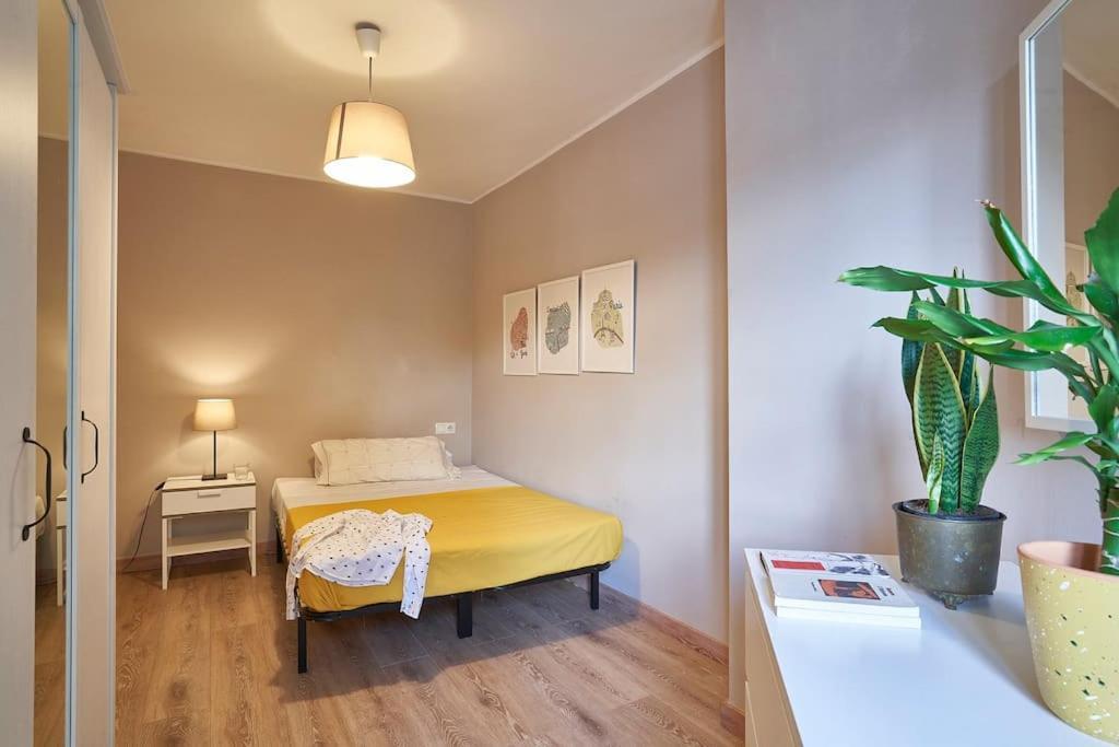 Bebarceloner Sant Andreu Apartments - 3 Bedrooms Esterno foto
