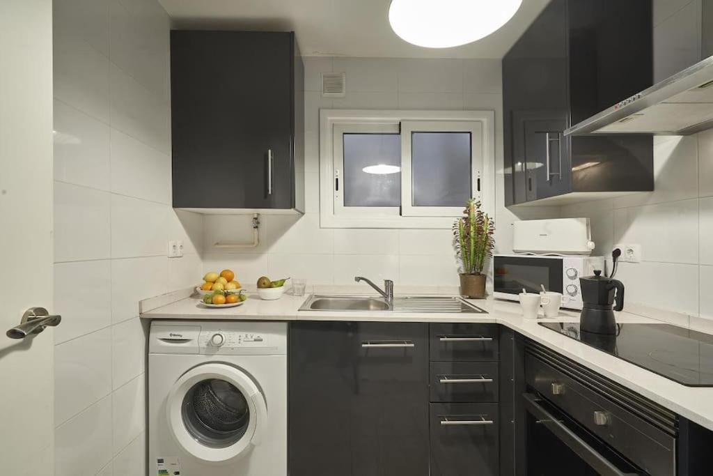 Bebarceloner Sant Andreu Apartments - 3 Bedrooms Esterno foto